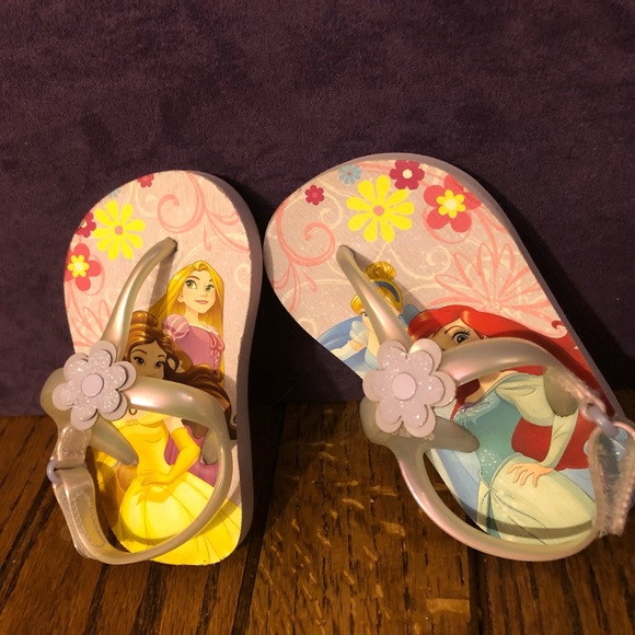 Disney Other - Princess sandals